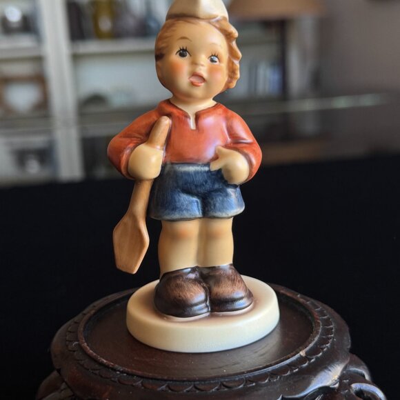 Goebel Hummel “Sailor Boy” Exclusive Edition w/Box TMK7 Kontroll-Nr. 3188 - Picture 3 of 4